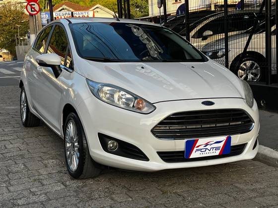 FORD FIESTA 1.6 TITANIUM HATCH 16V FLEX 4P POWERSHIFT